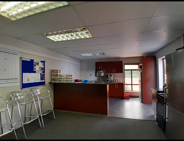 700M² BUILDING RENTED IN BO-DORP